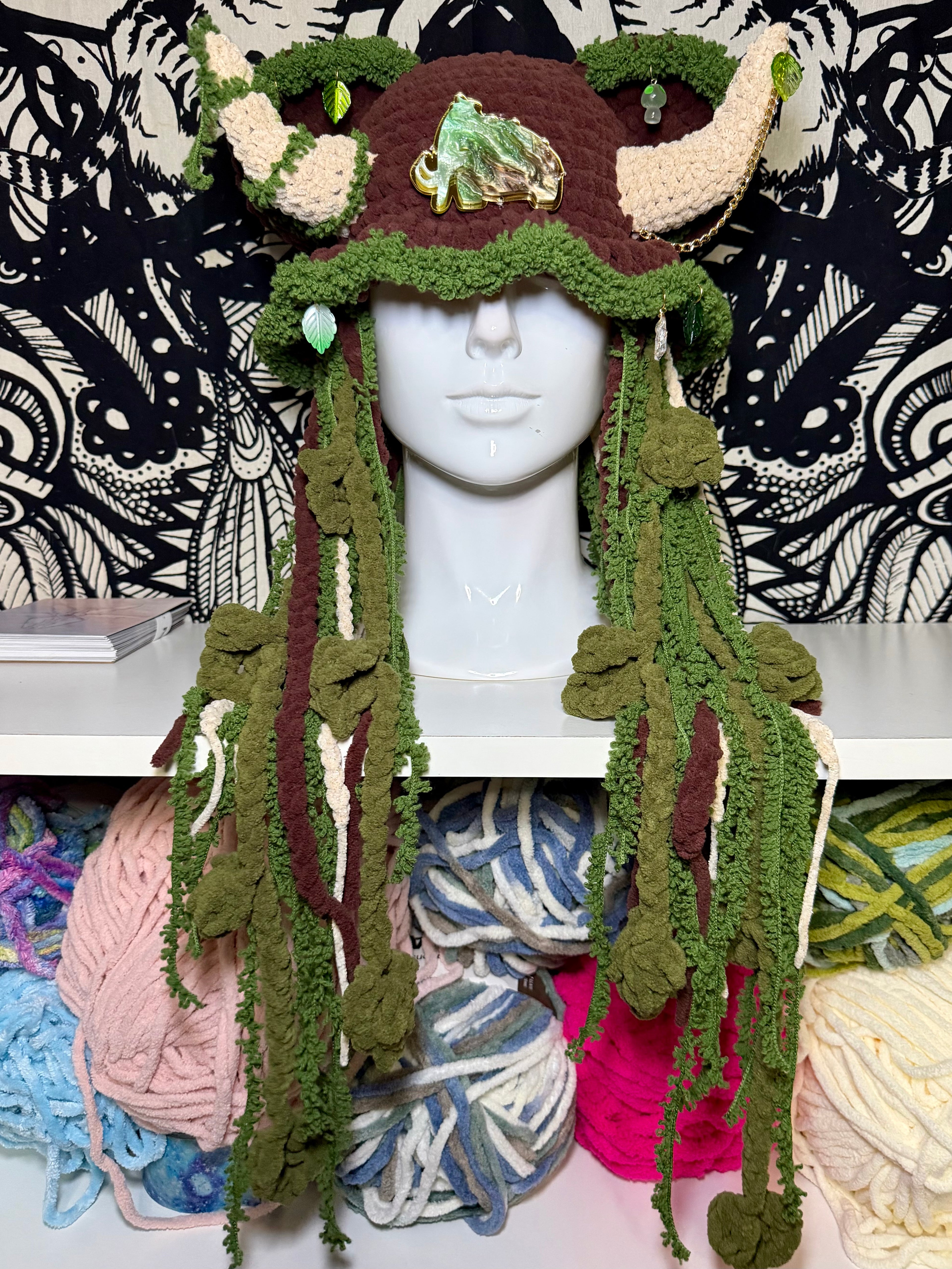 Wooli Forest Hat w/Acrylic Piece