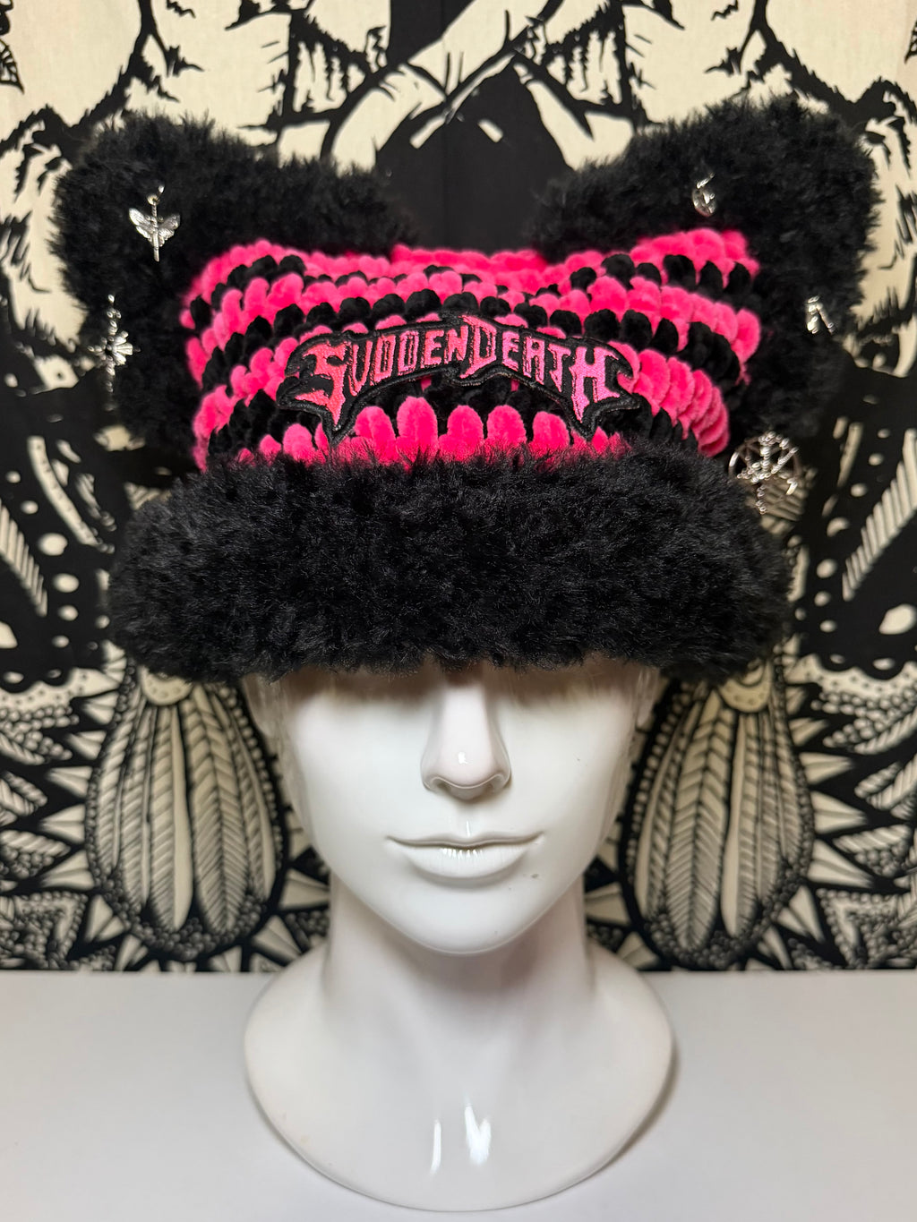 SD Black Pink Cat Beanie
