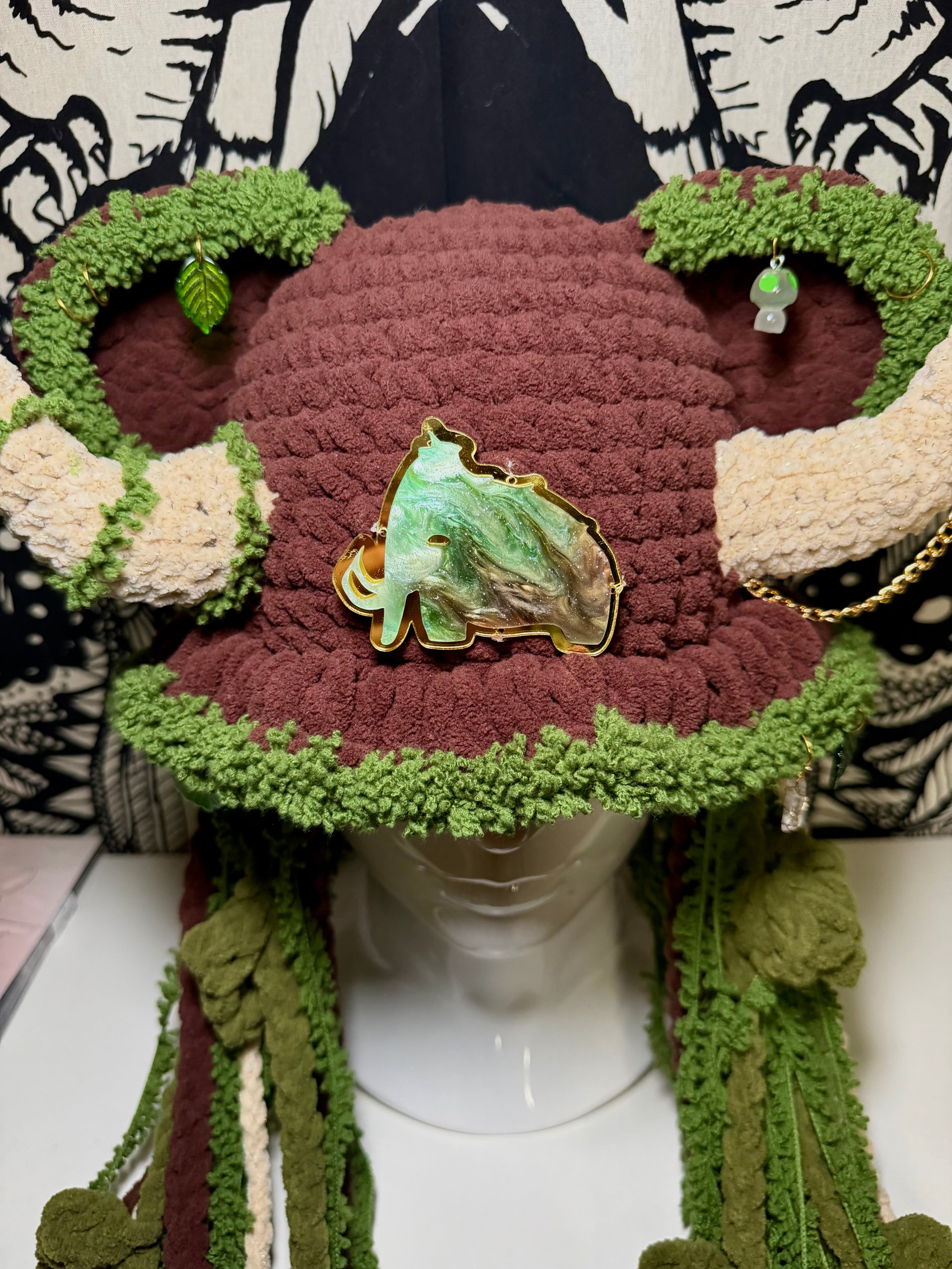 Wooli Forest Hat w/Acrylic Piece