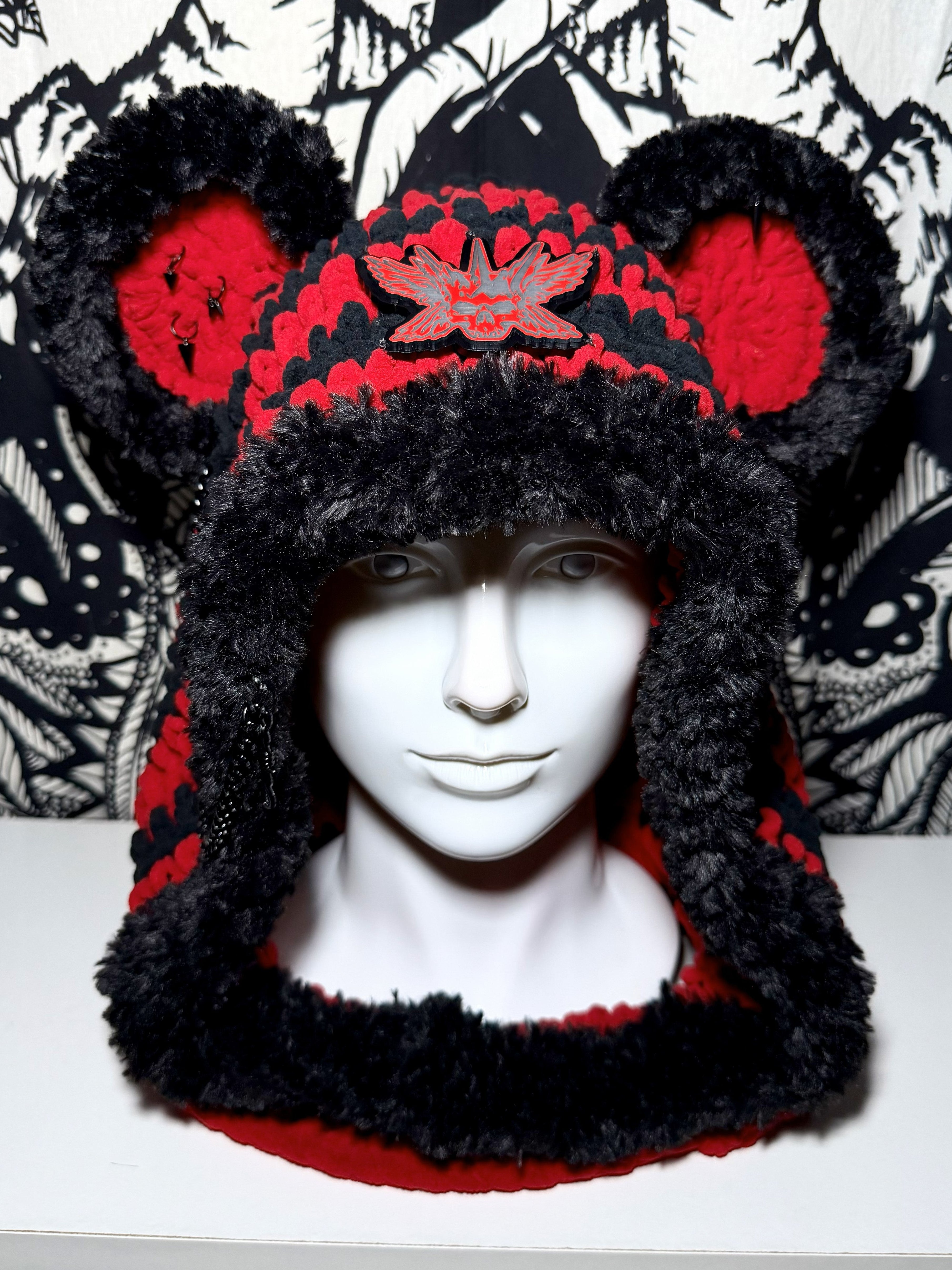 Sullivan King Bear Hood