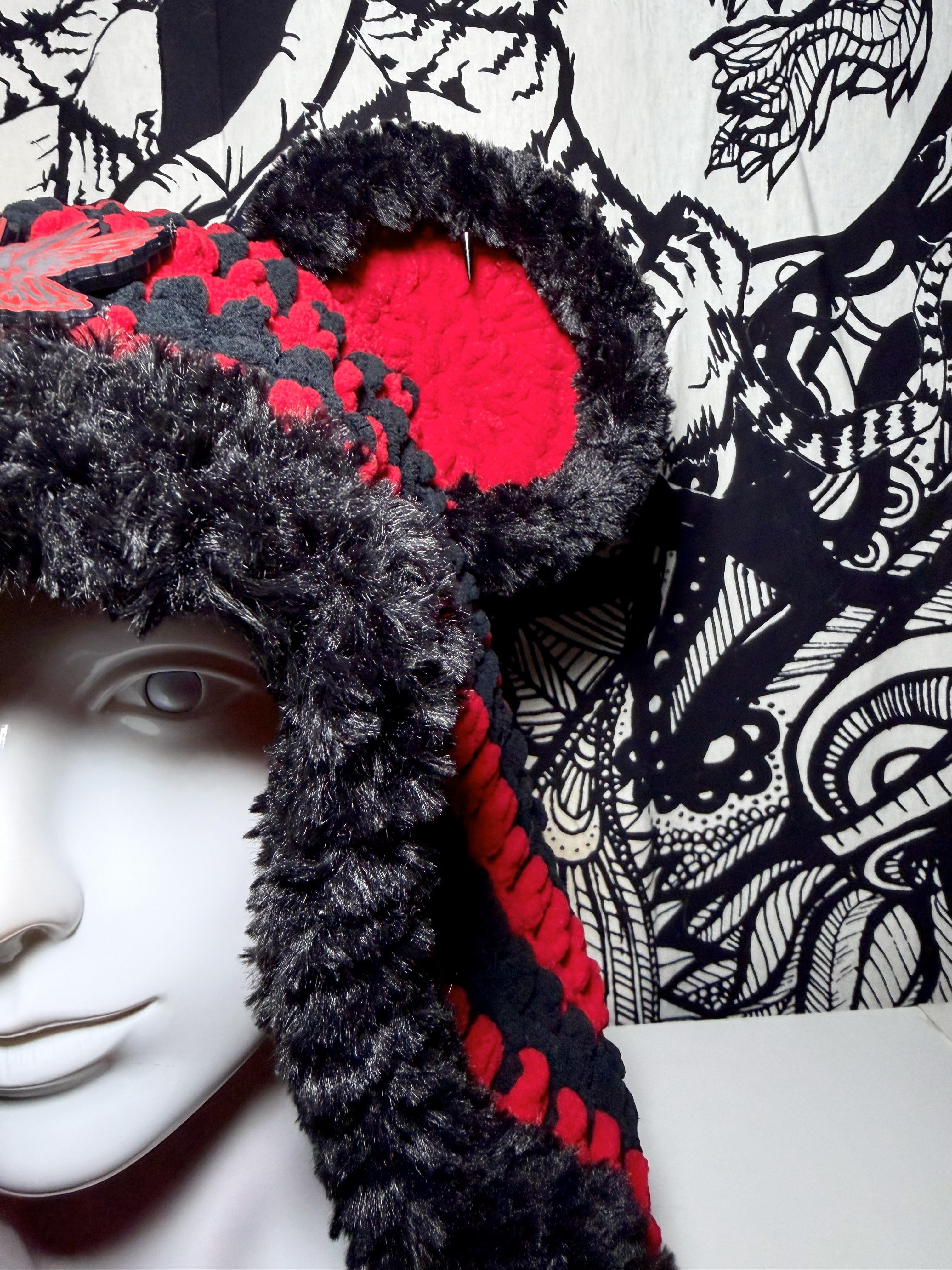 Sullivan King Bear Hood