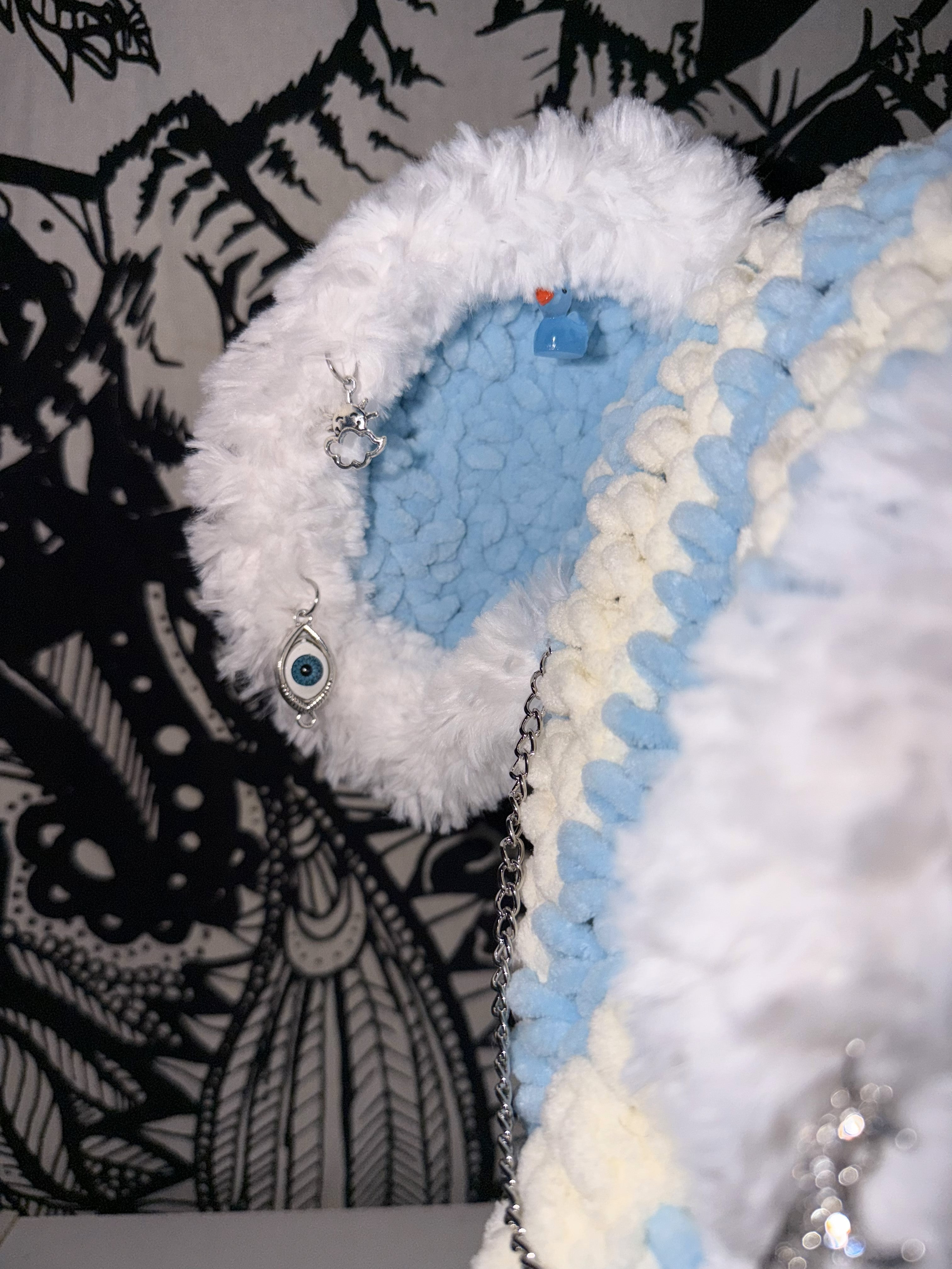 Inzo Blue and White Bear Hood