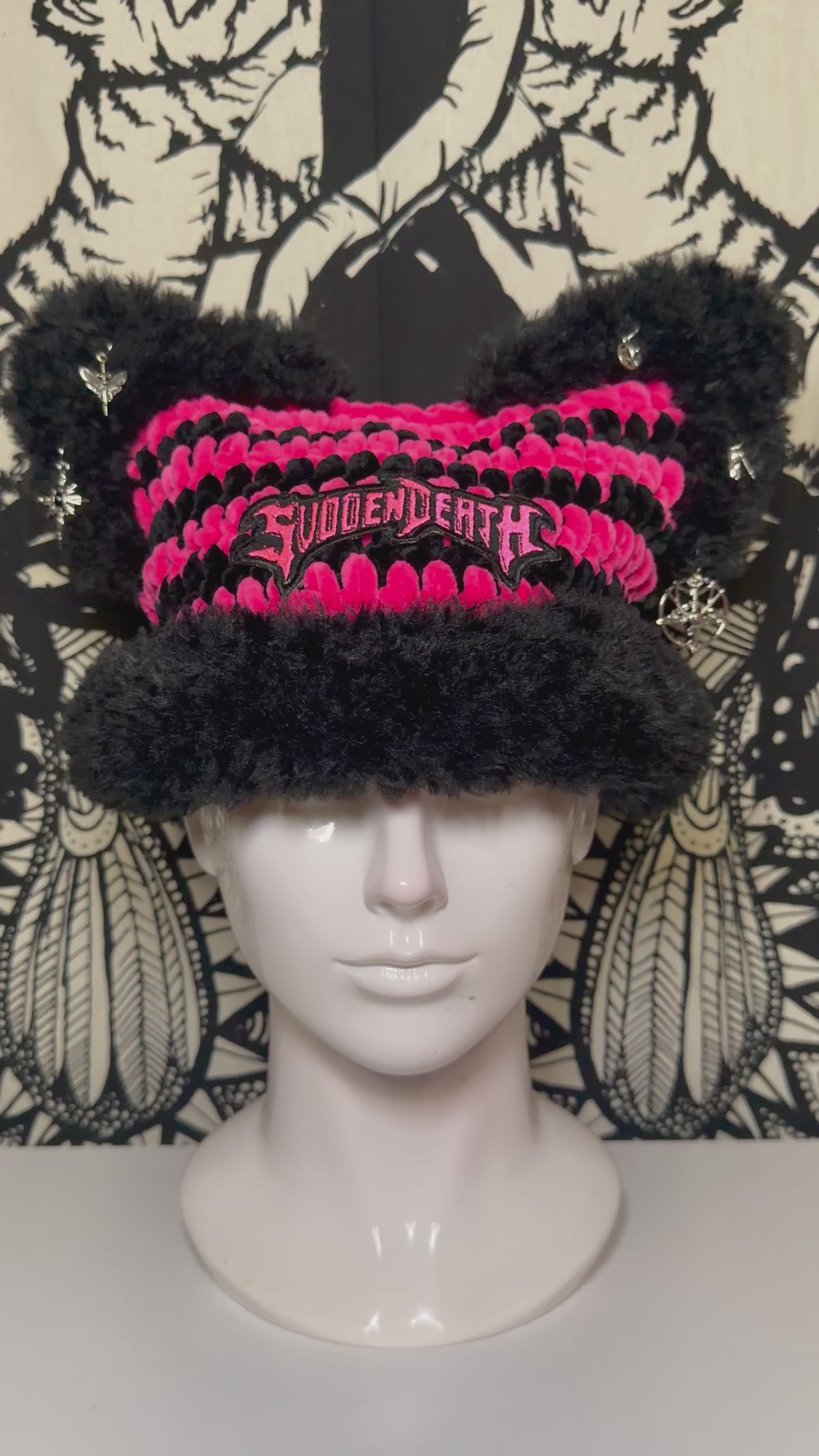 SD Black Pink Cat Beanie