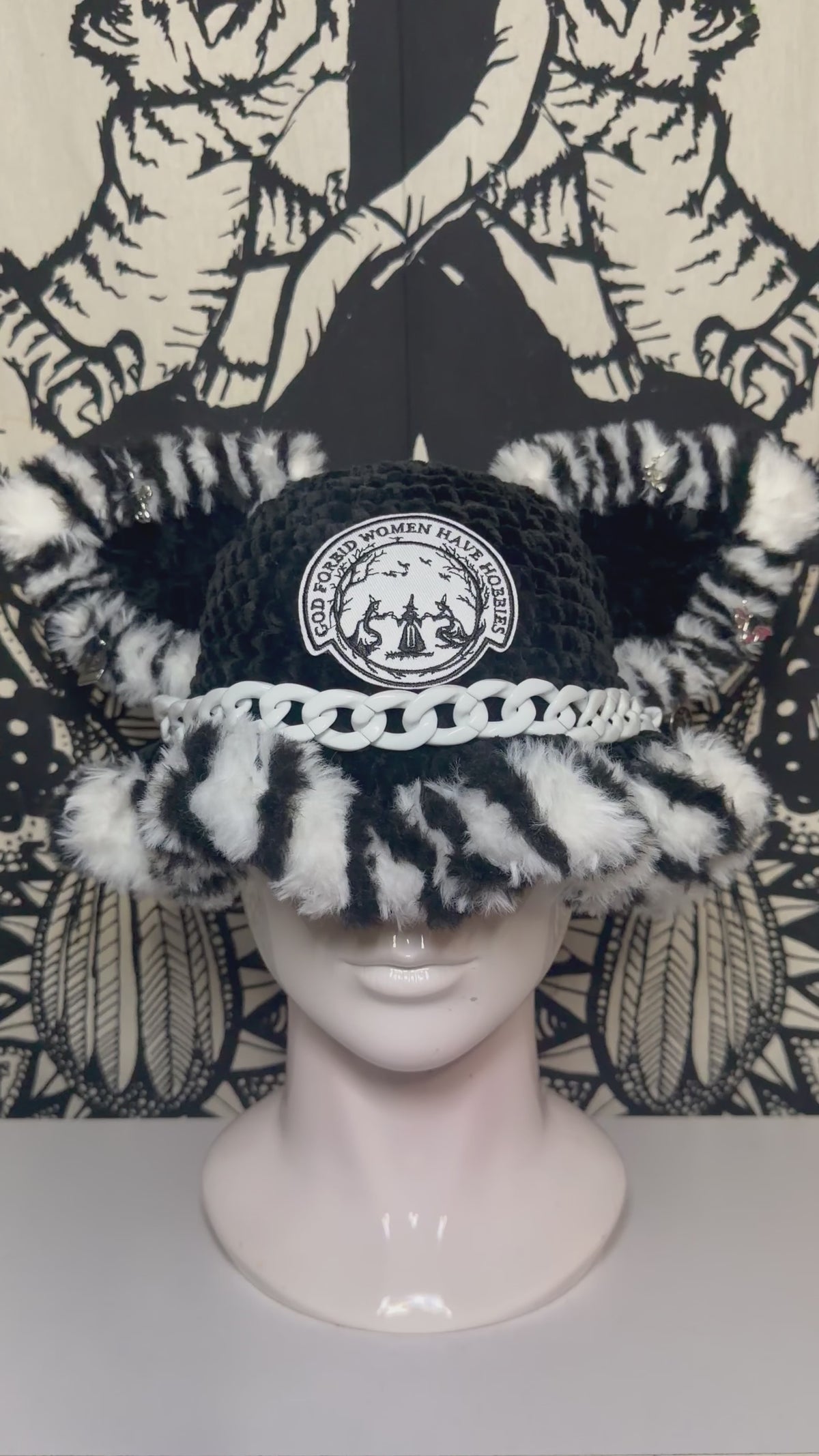 B/W Witch Cat Hat
