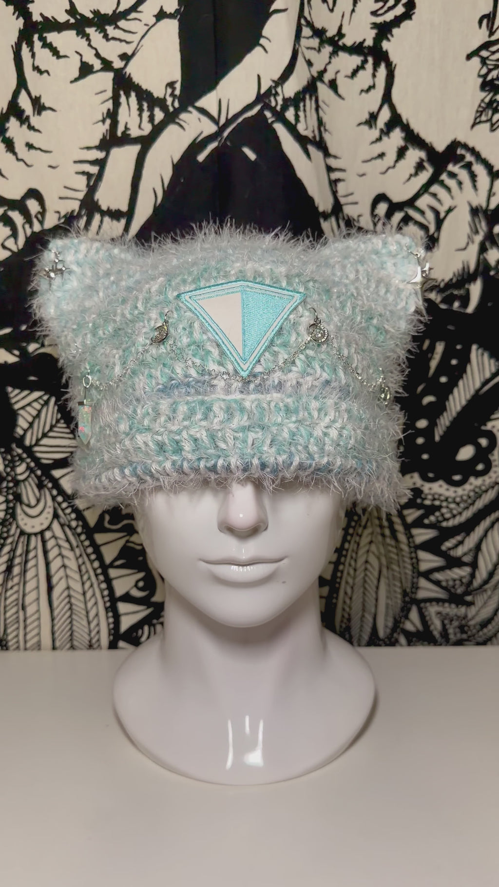 Dreamy Blue Inzo Beanie